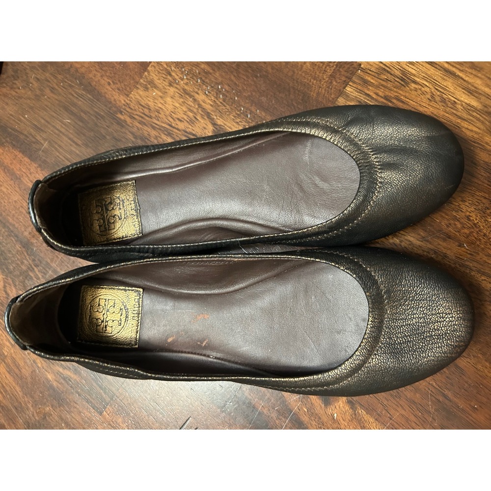 Tory Burch Reva Ballet Flats Black Gold Metallic Crackle Leather Logo Size 7.5M